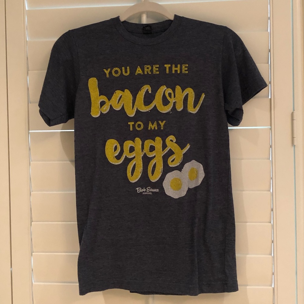 Bob Evans t shirt. Like new condition